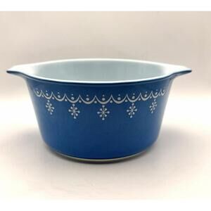 Vintage PYREX Snowflake Garland 473 without Lid